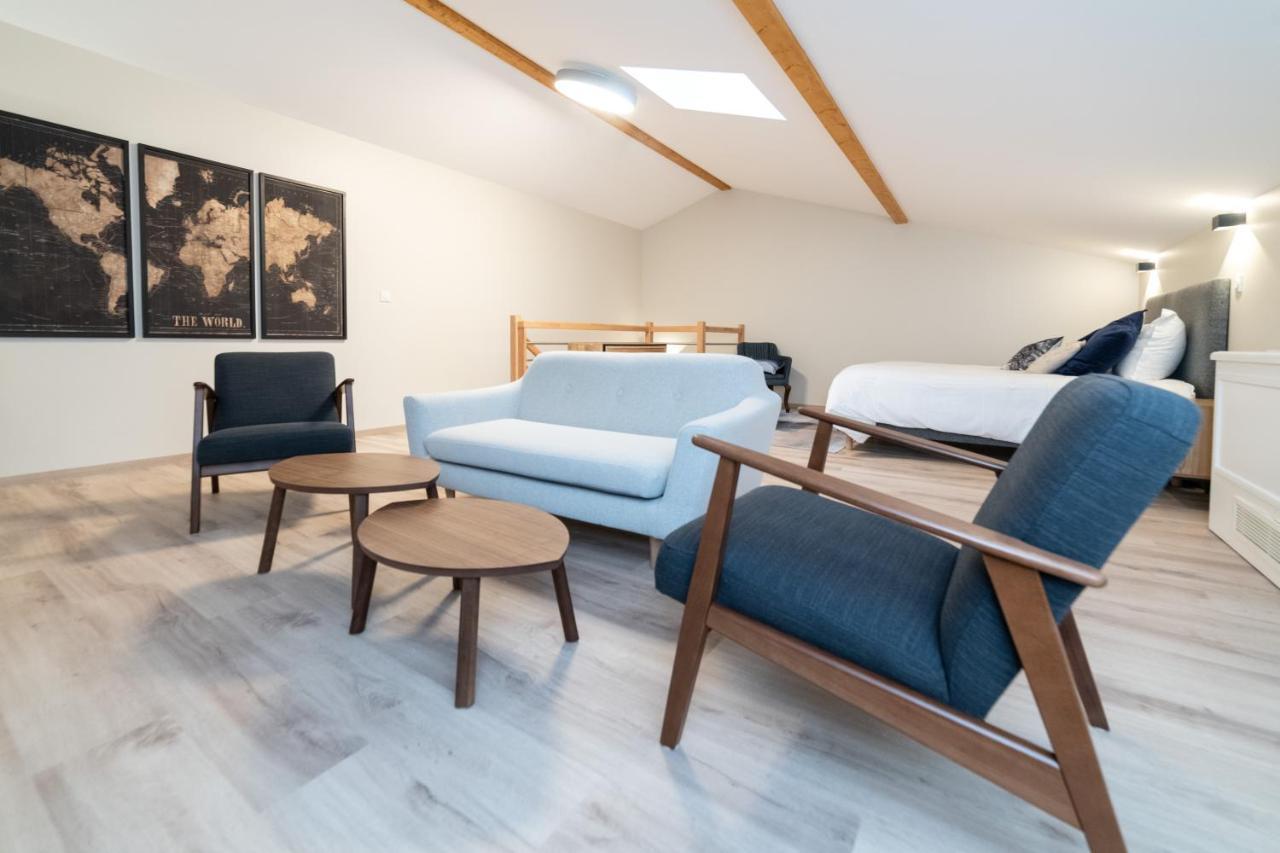 Les Coursives Appartements Mâcon Eksteriør bilde