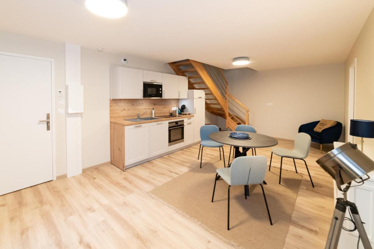 Les Coursives Appartements Mâcon Eksteriør bilde
